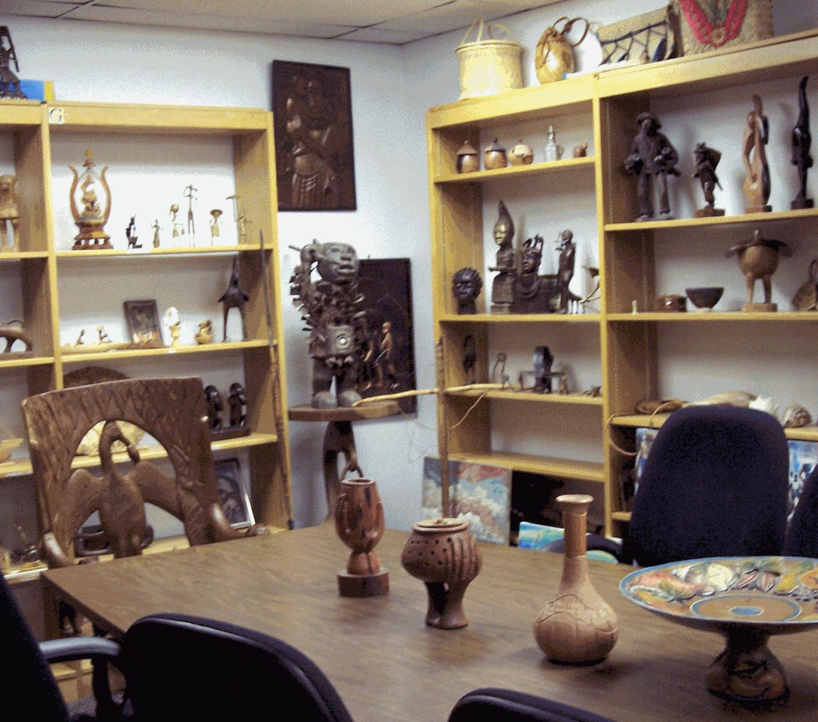 Picture of Material Cultures Lab with artifacts